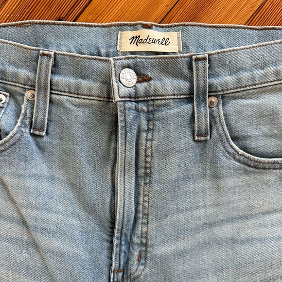 Madewell The Perfect Vintage Straight Jean in Danby Wash - Picture 3 of 6